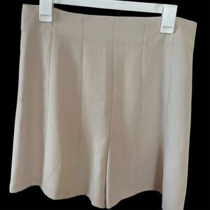 Zara Women's High Waisted Shorts Beige Size L Casual Skort Look